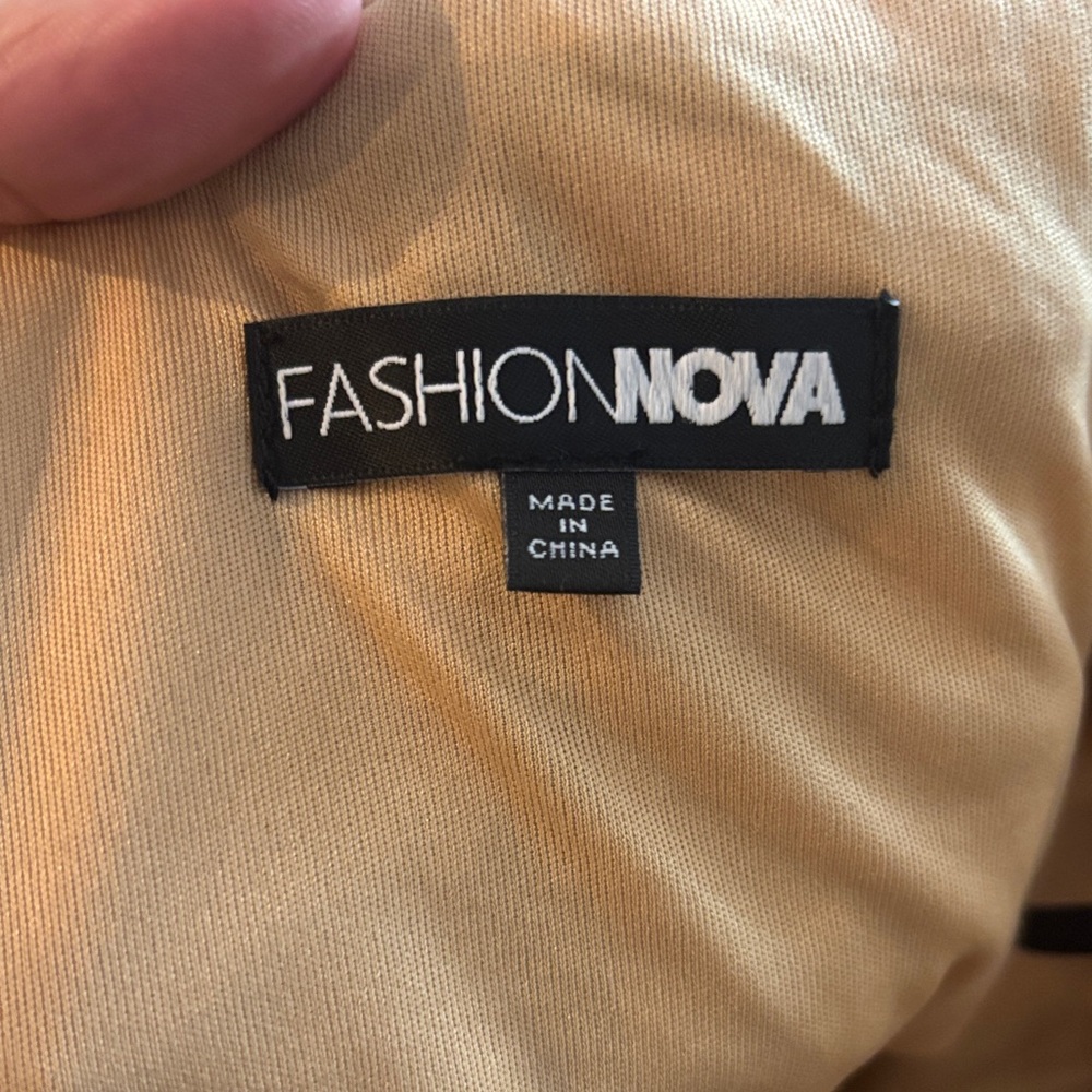 Fashion Nova Beige Top